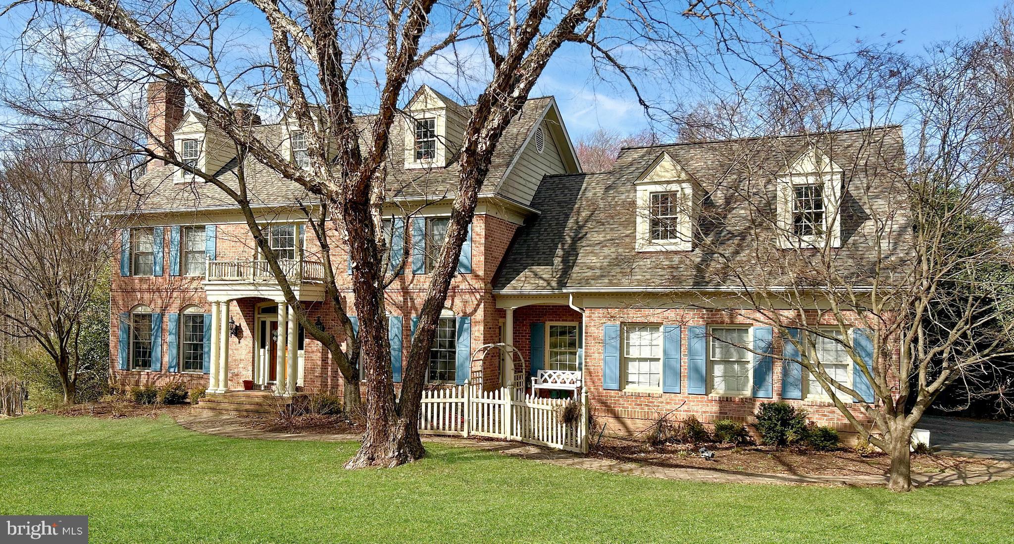 SENECA HUNT - Residential