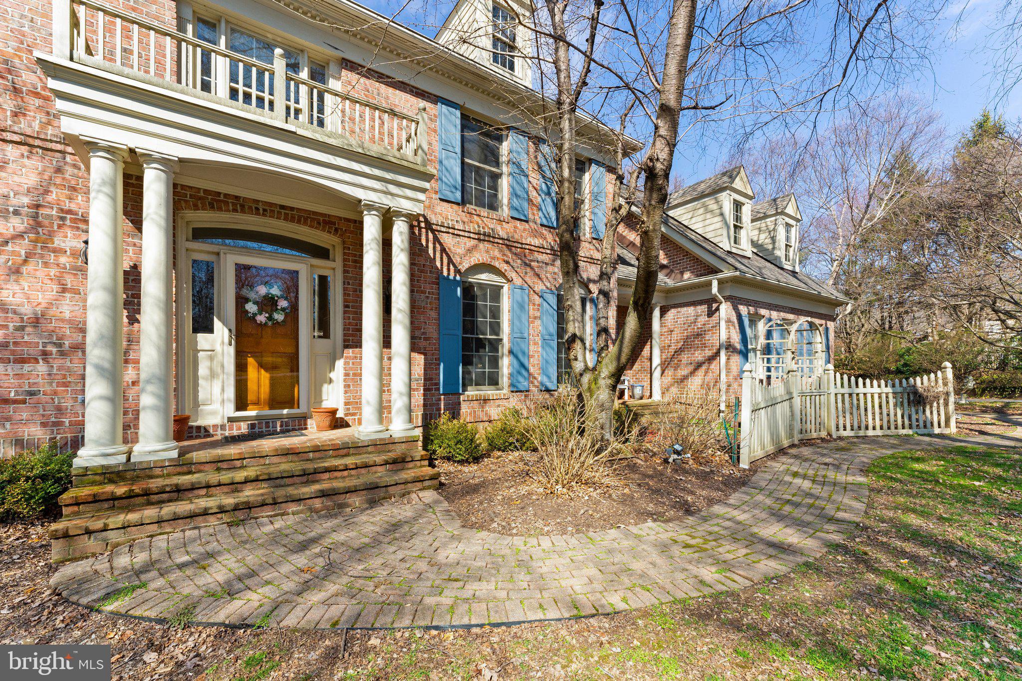 SENECA HUNT - Residential