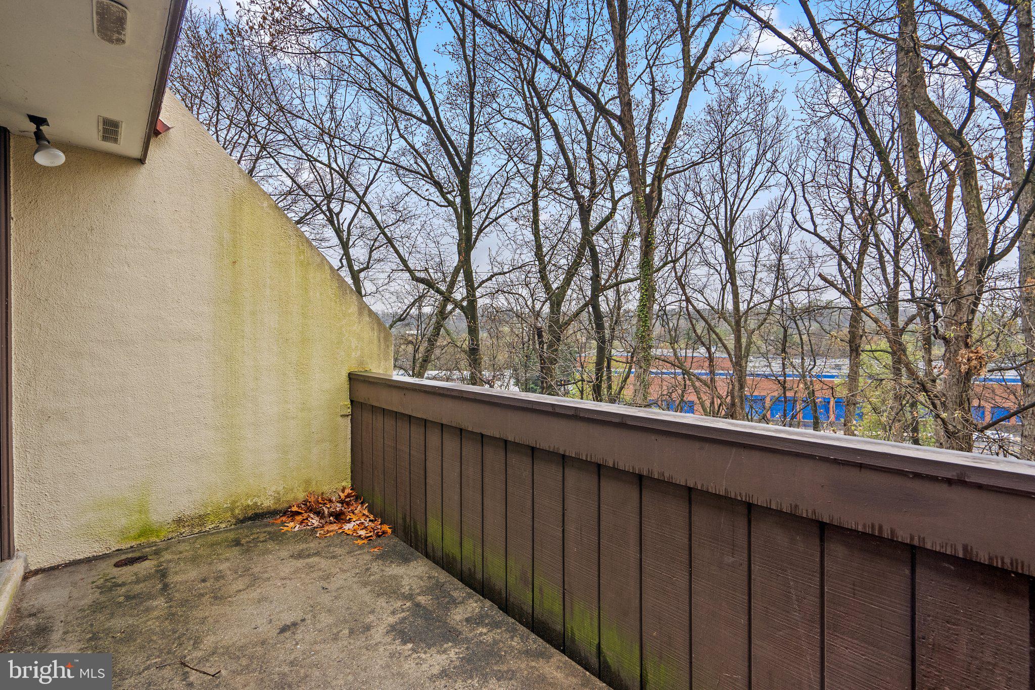 CONCORD MEWS - Residential Lease