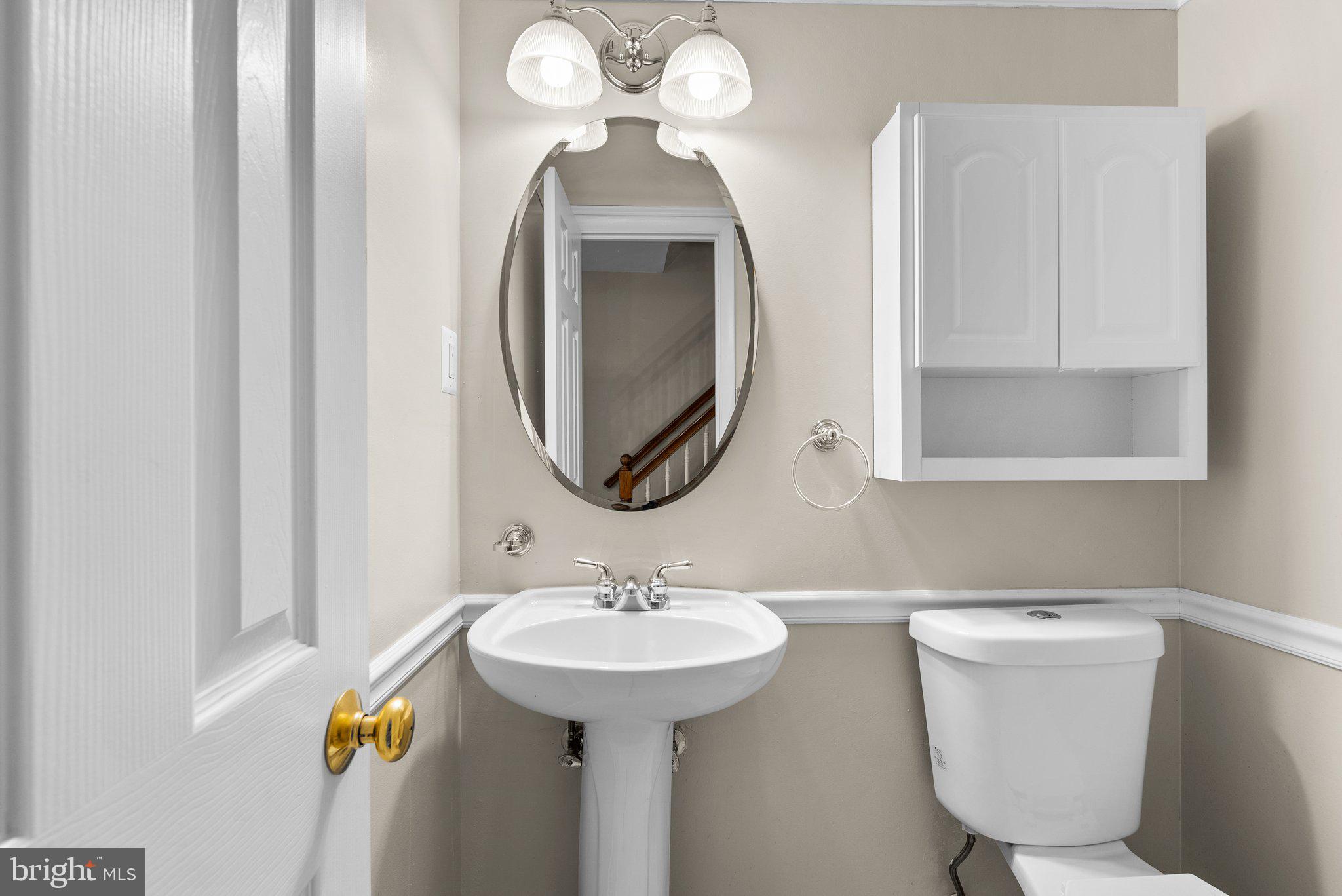 CONCORD MEWS - Residential Lease