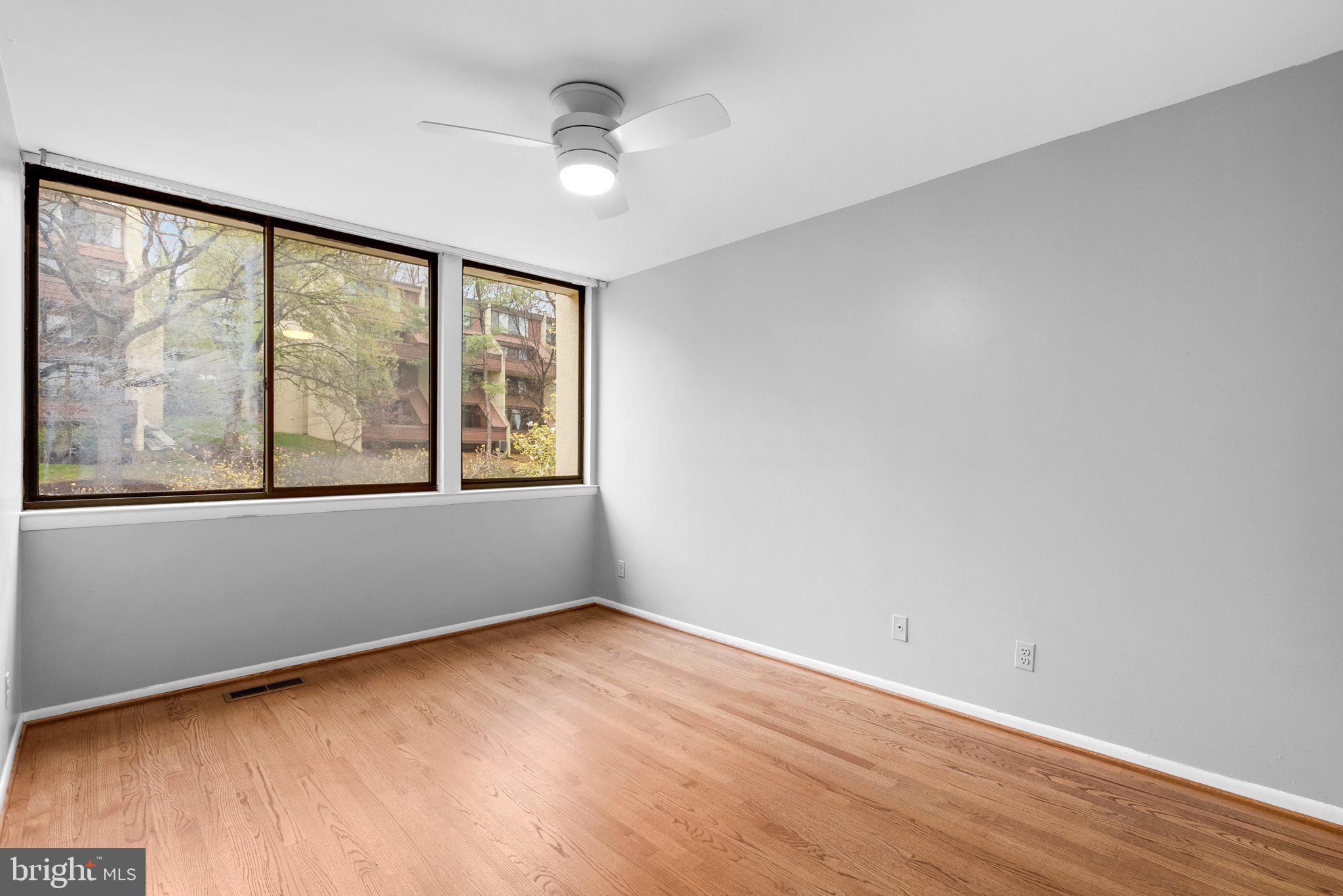 CONCORD MEWS - Residential Lease