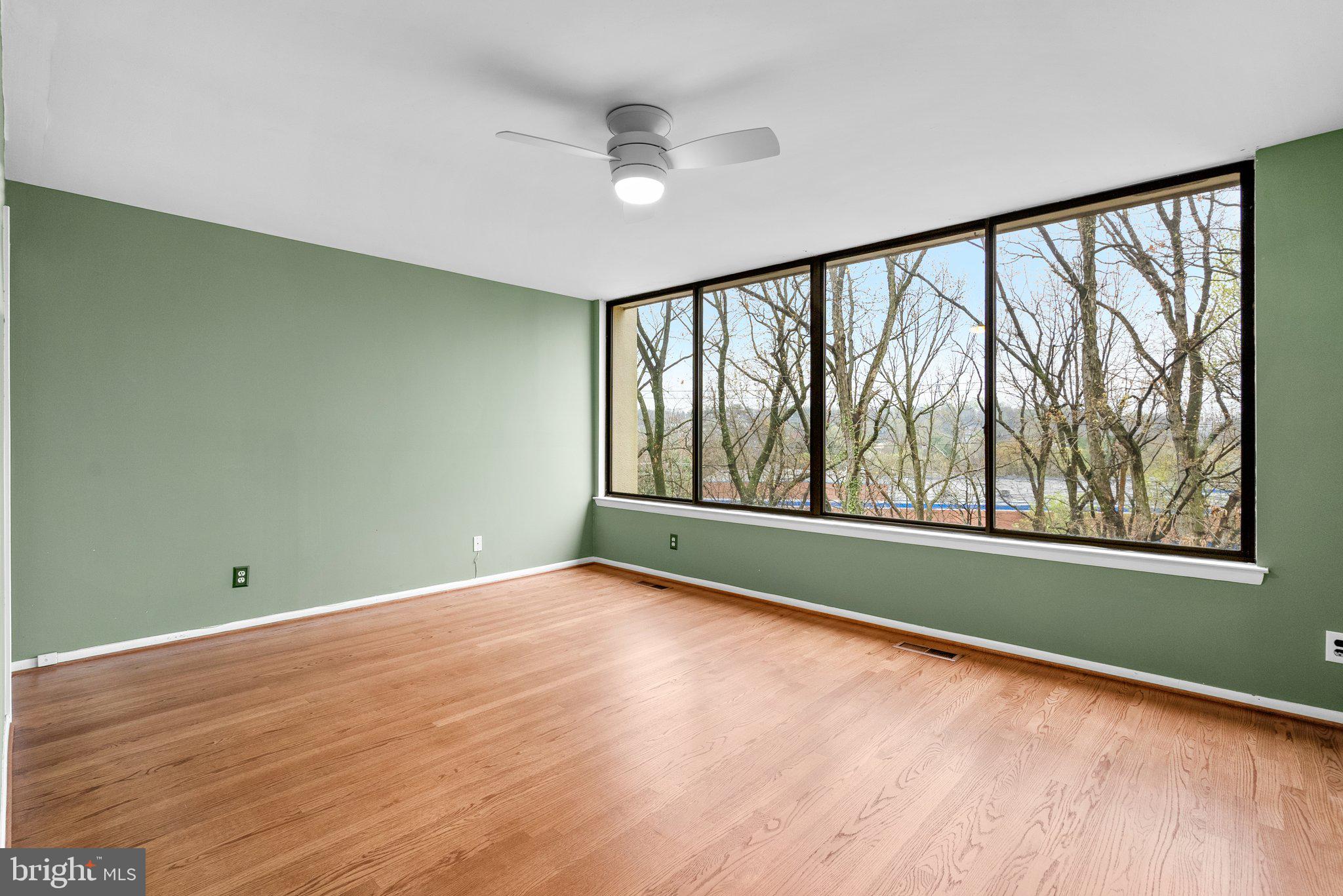 CONCORD MEWS - Residential Lease