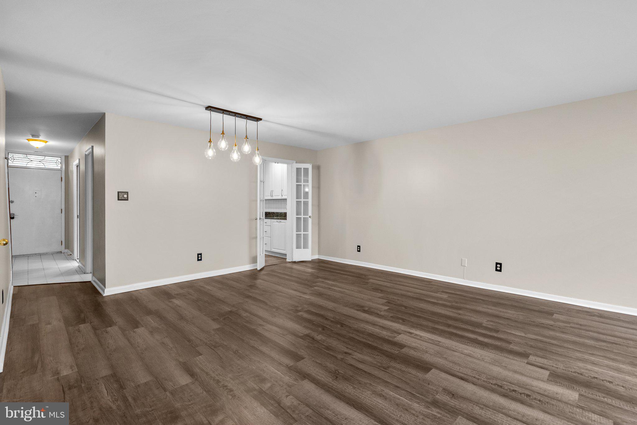 CONCORD MEWS - Residential Lease