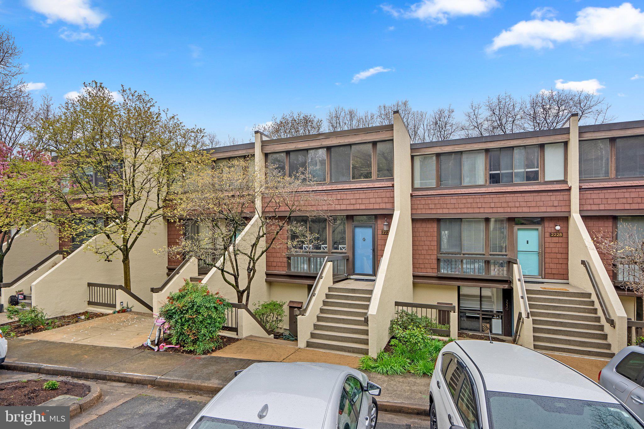 CONCORD MEWS - Residential Lease