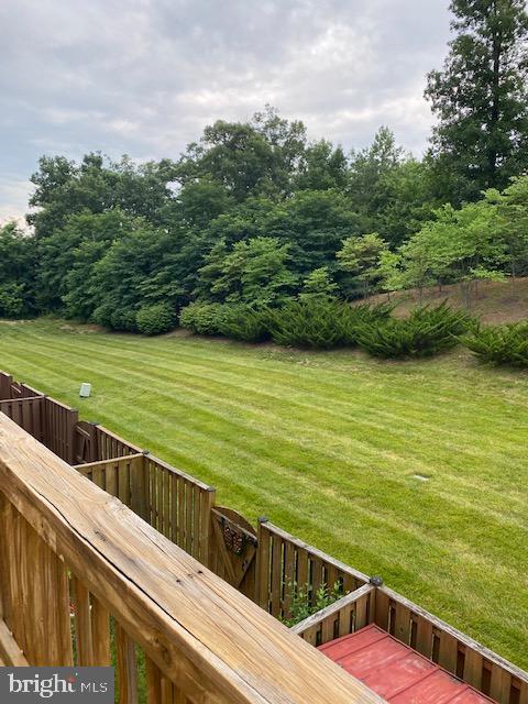 POWELLS RUN VILLAGE COND - Residential Lease