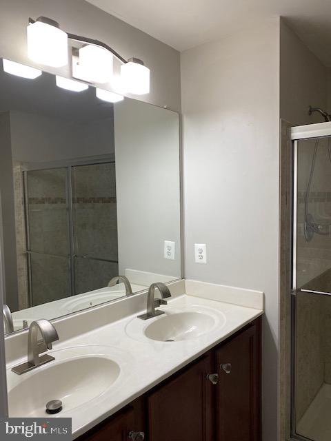 POWELLS RUN VILLAGE COND - Residential Lease