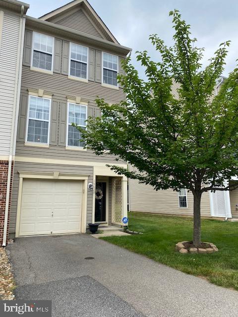 POWELLS RUN VILLAGE COND - Residential Lease