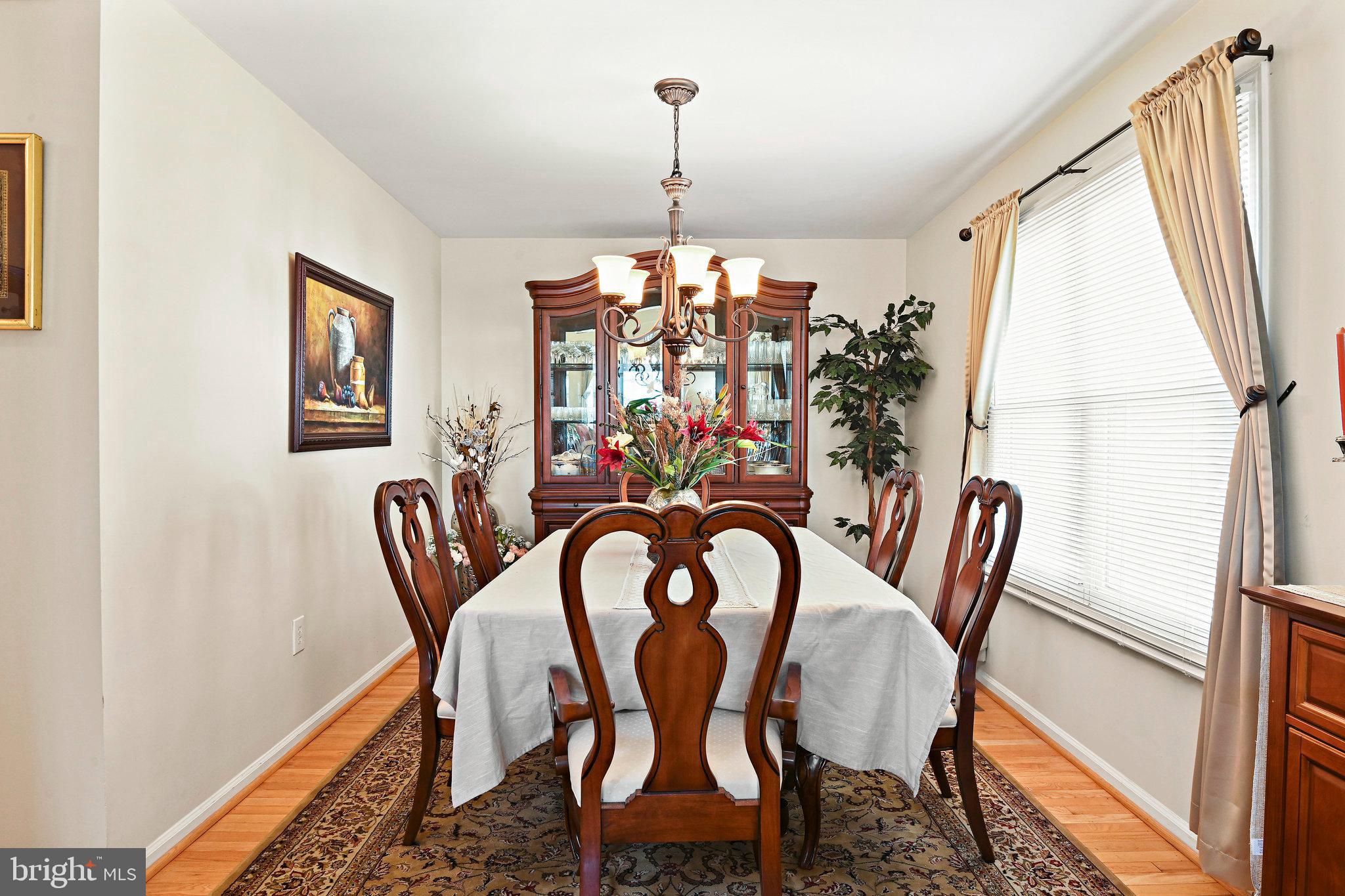 EMERALD CHASE - Residential