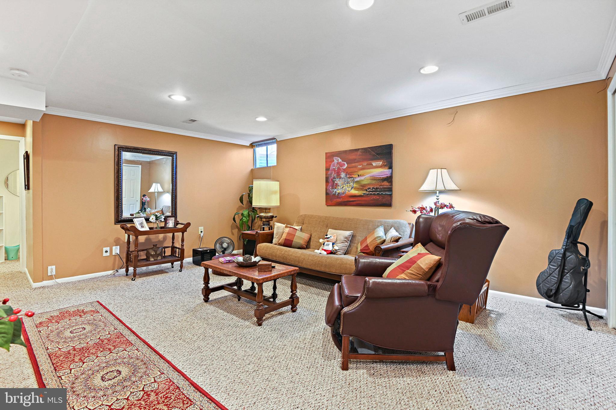 EMERALD CHASE - Residential