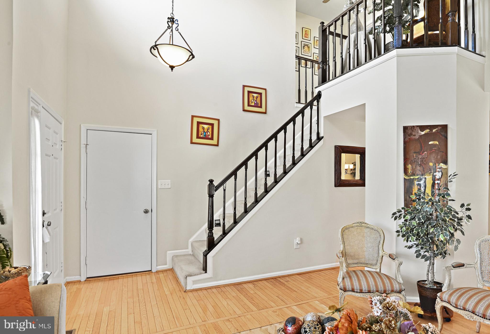 EMERALD CHASE - Residential