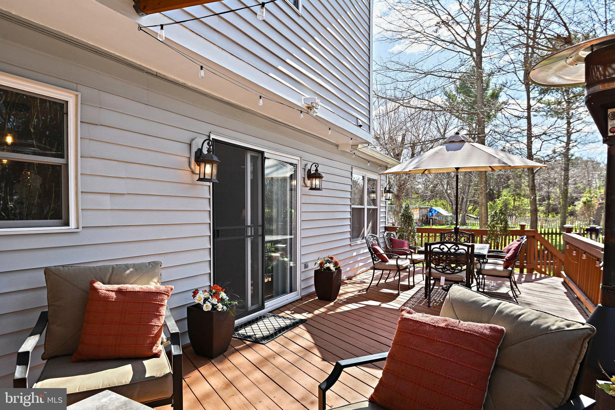 EMERALD CHASE - Residential