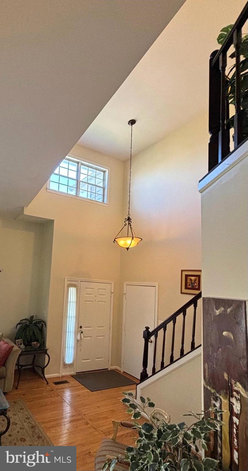 EMERALD CHASE - Residential