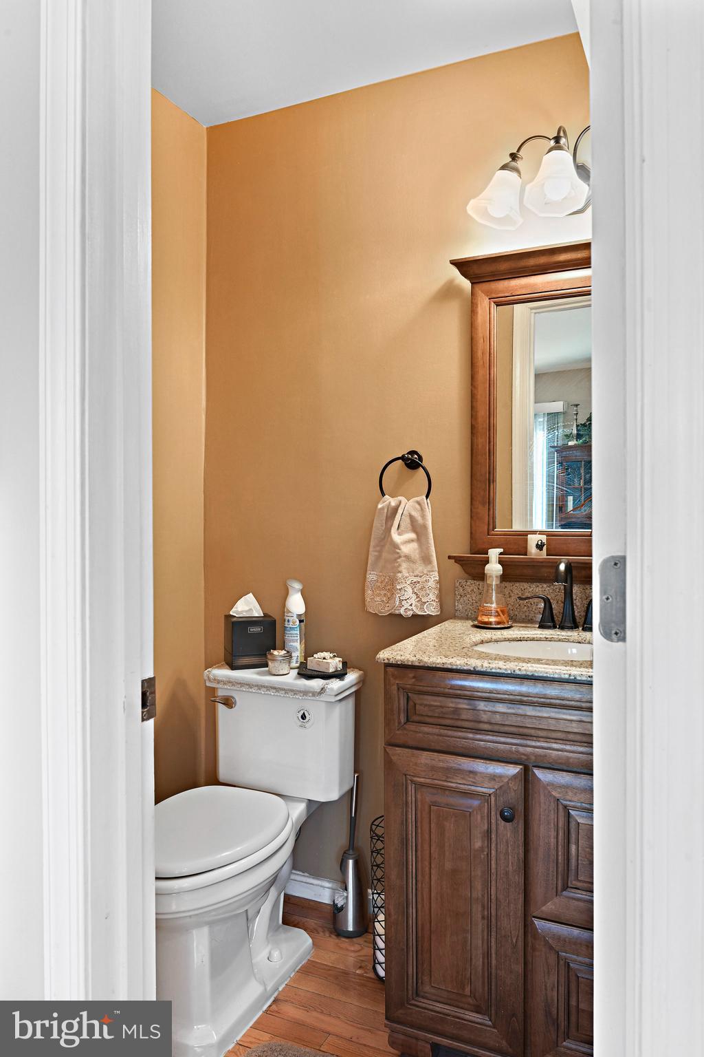 EMERALD CHASE - Residential