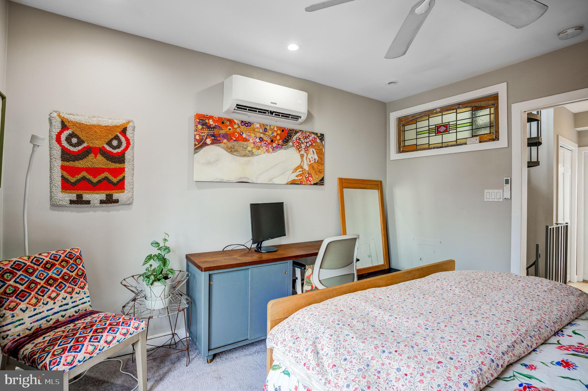 RIVERSIDE - Residential