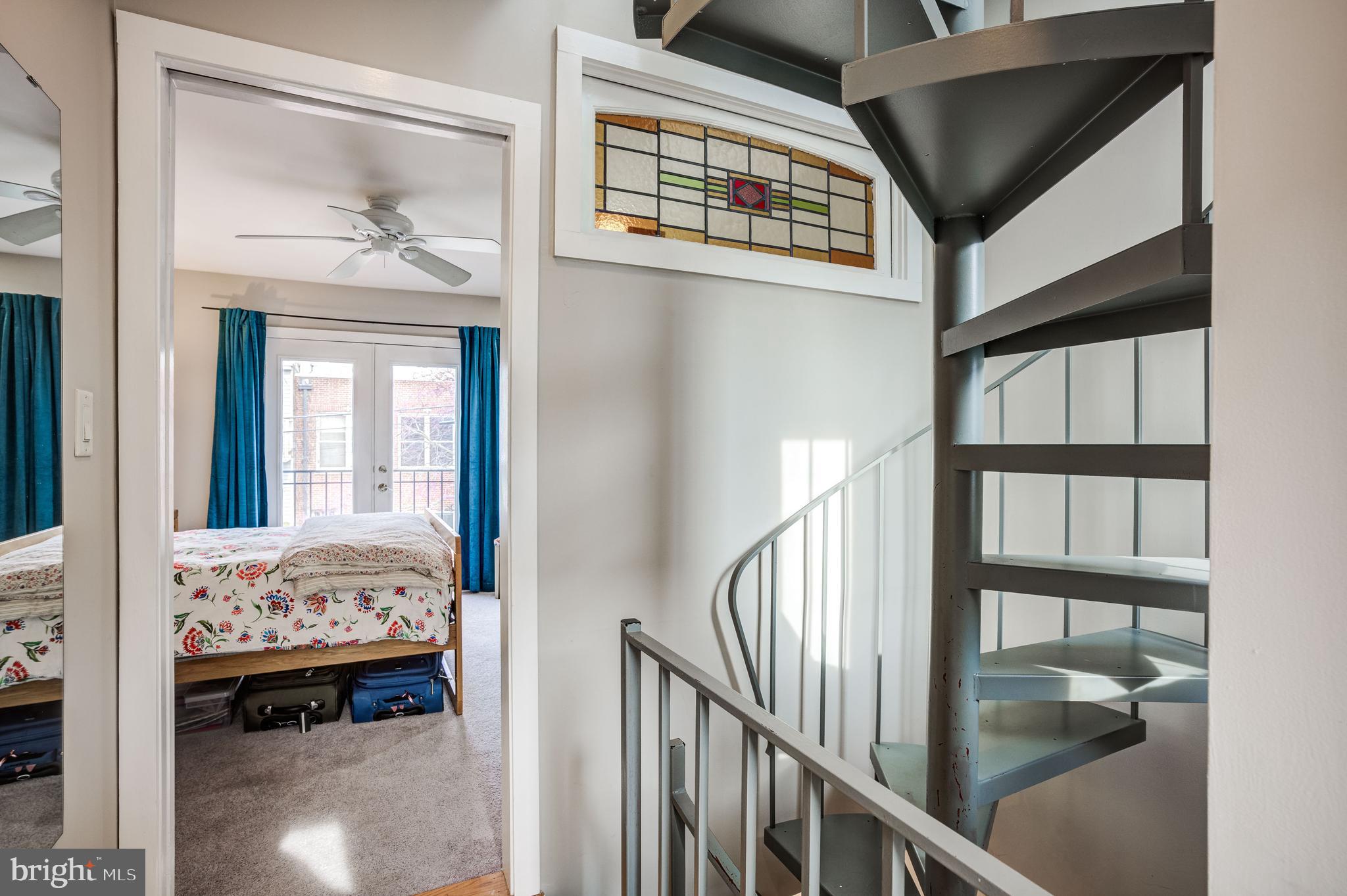 RIVERSIDE - Residential