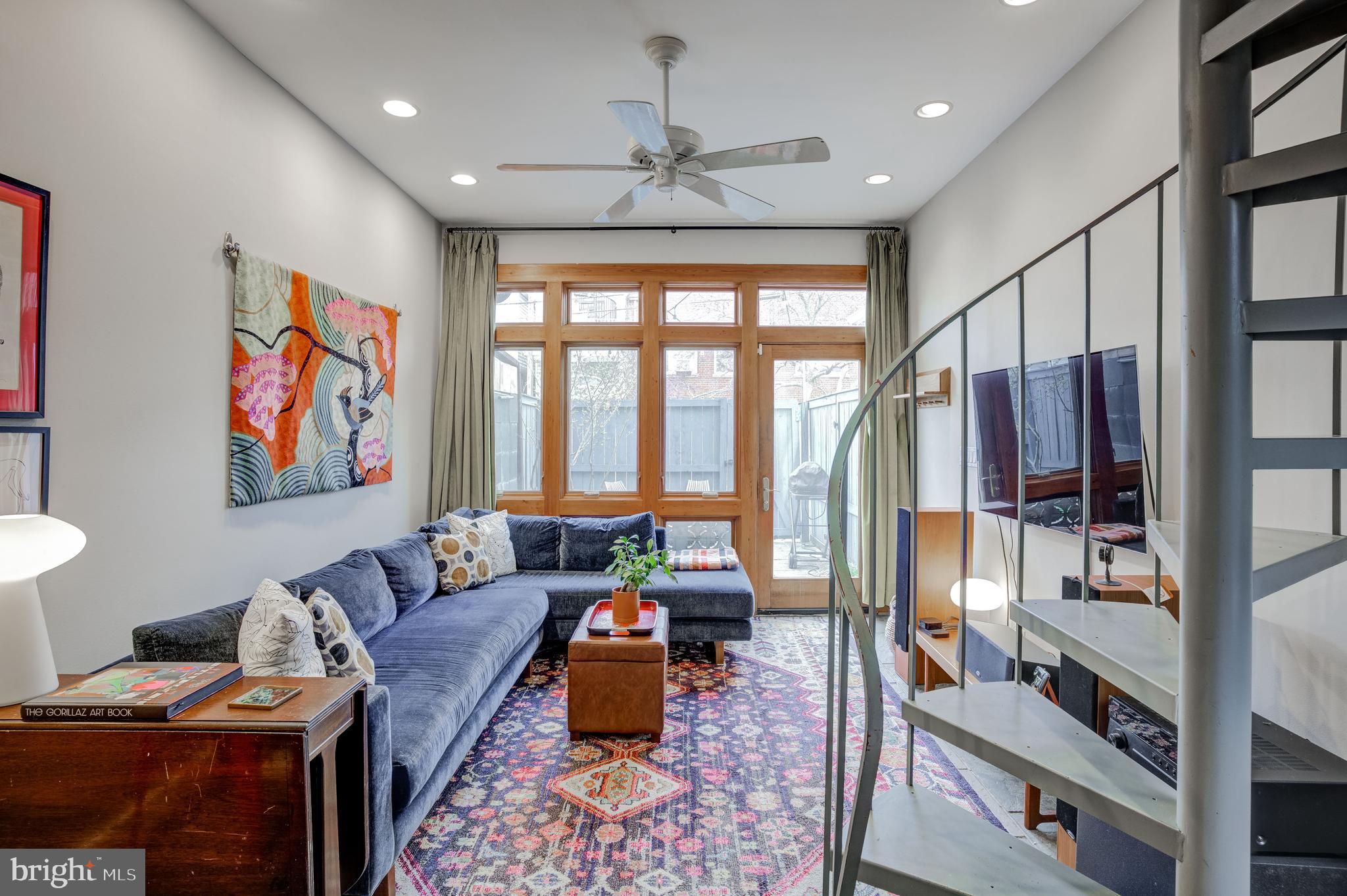 RIVERSIDE - Residential