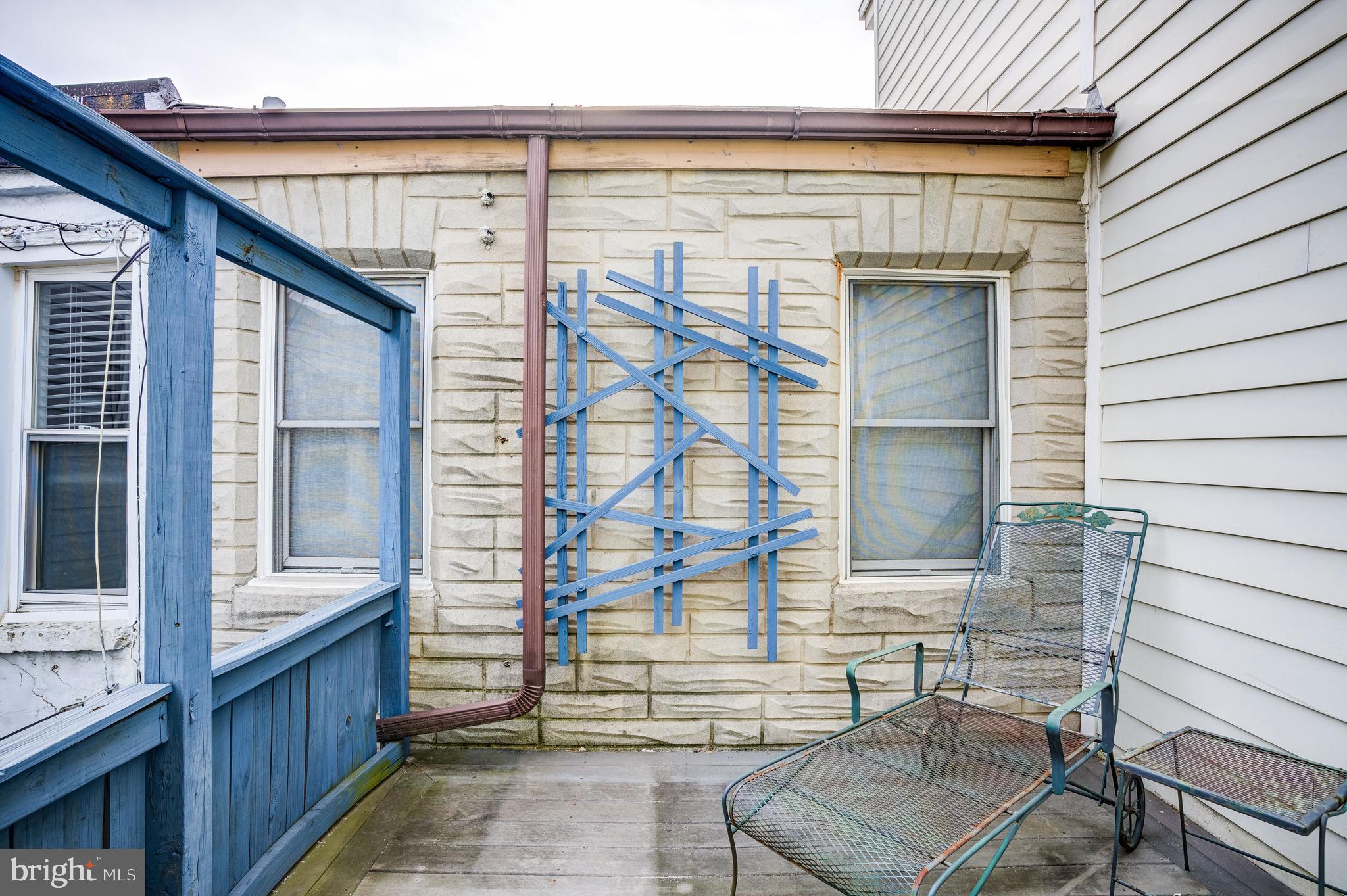 RIVERSIDE - Residential