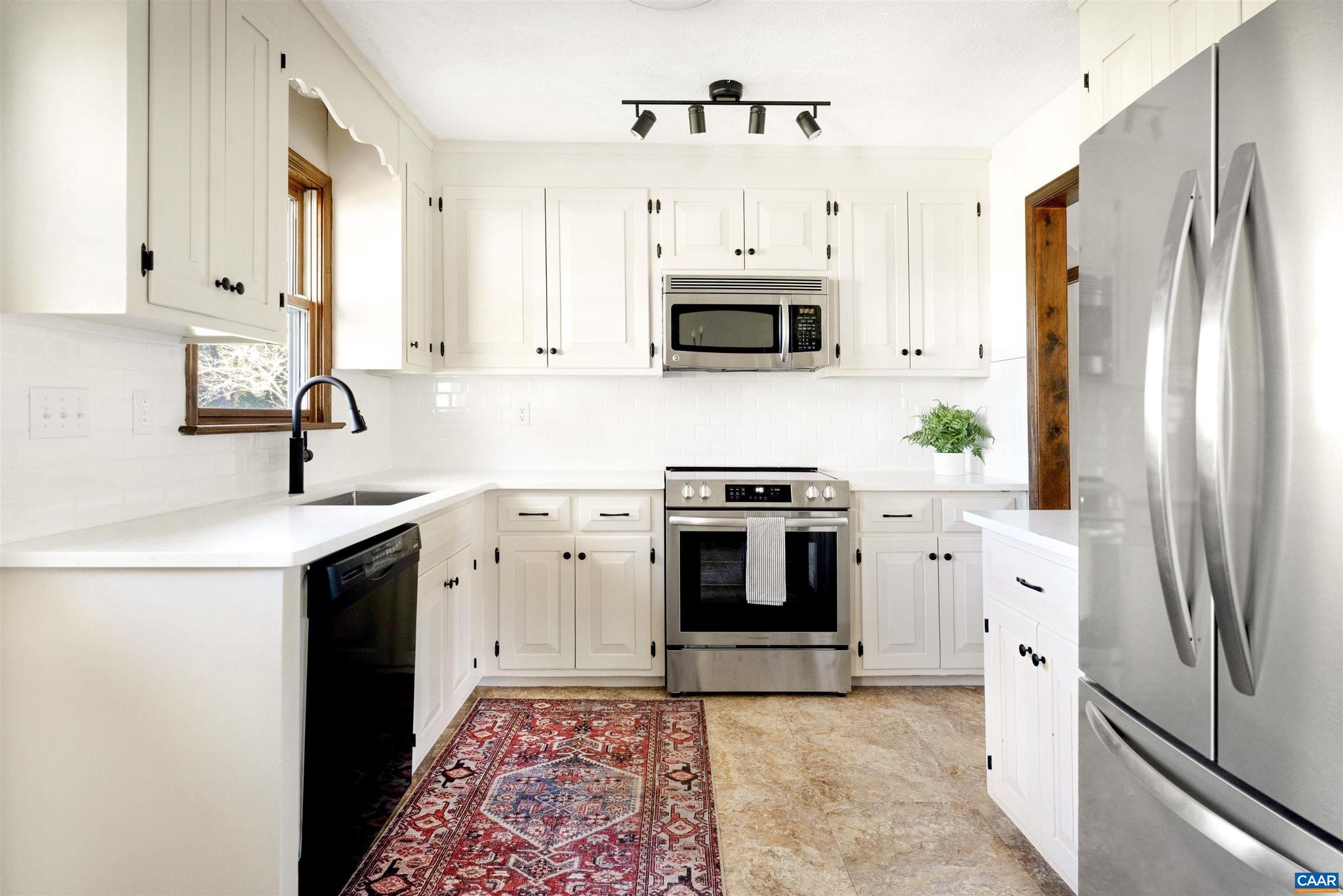 CUB CREEK - Residential