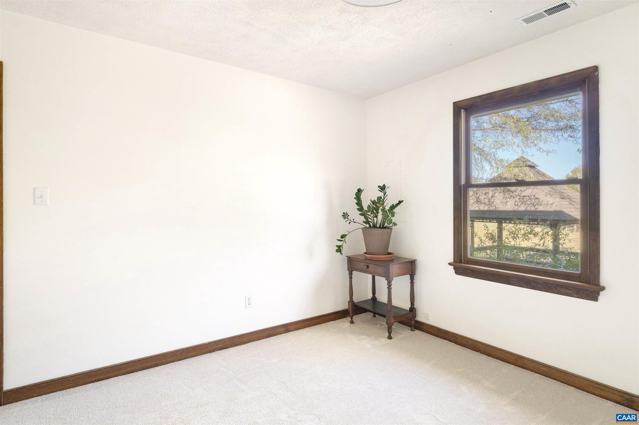 CUB CREEK - Residential