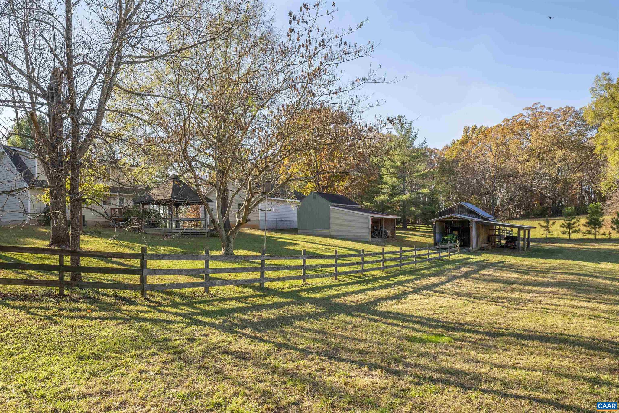 CUB CREEK - Residential