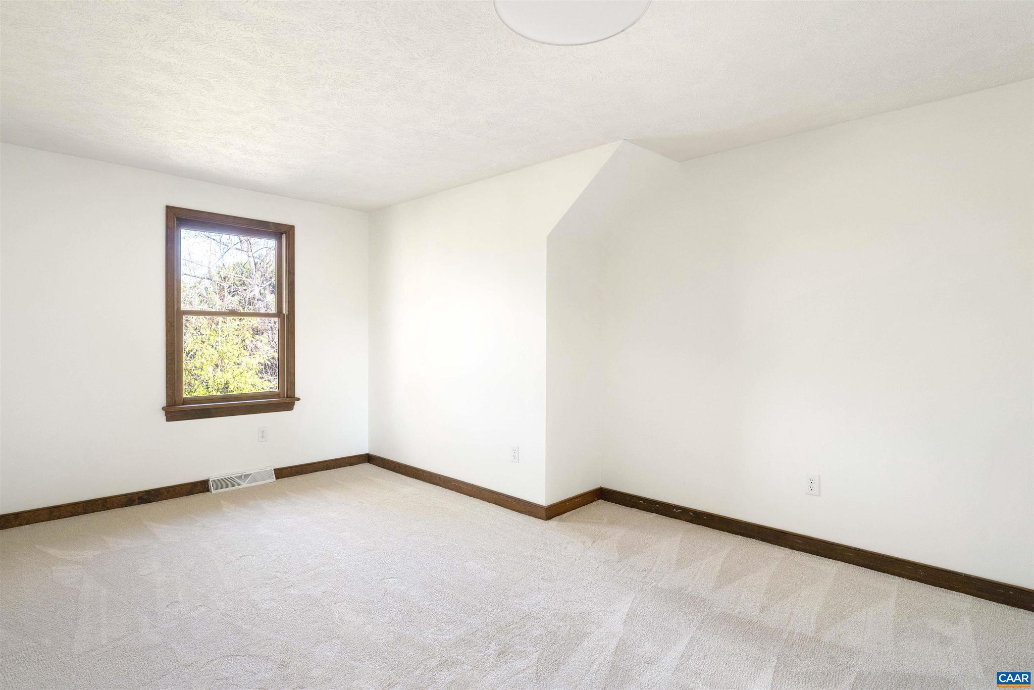 CUB CREEK - Residential