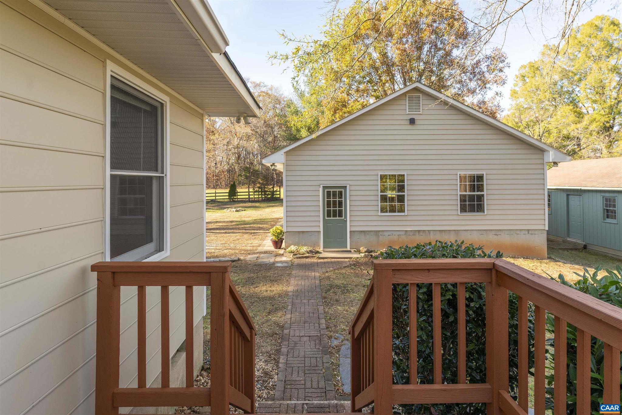 CUB CREEK - Residential