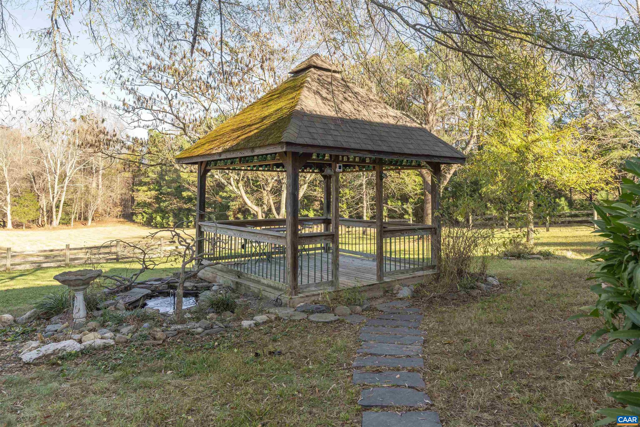 CUB CREEK - Residential