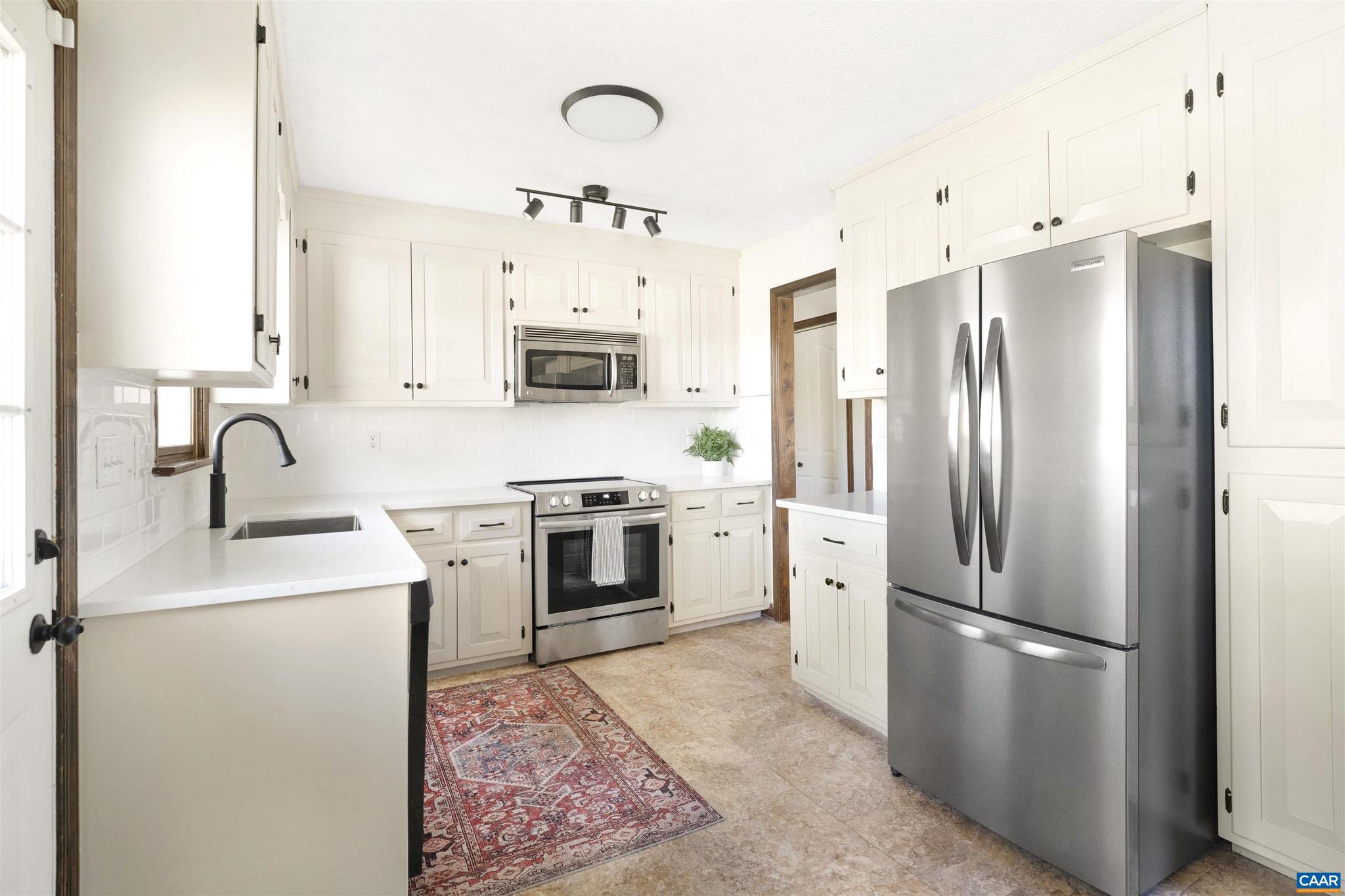 CUB CREEK - Residential