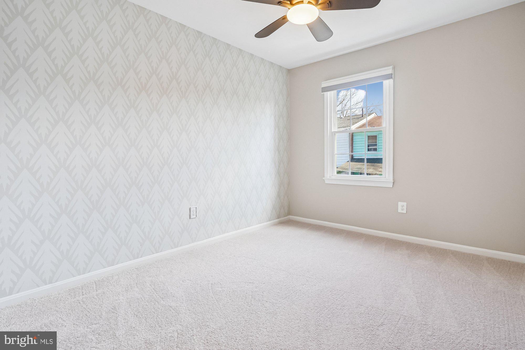 HILLSIDE COMMONS - Residential