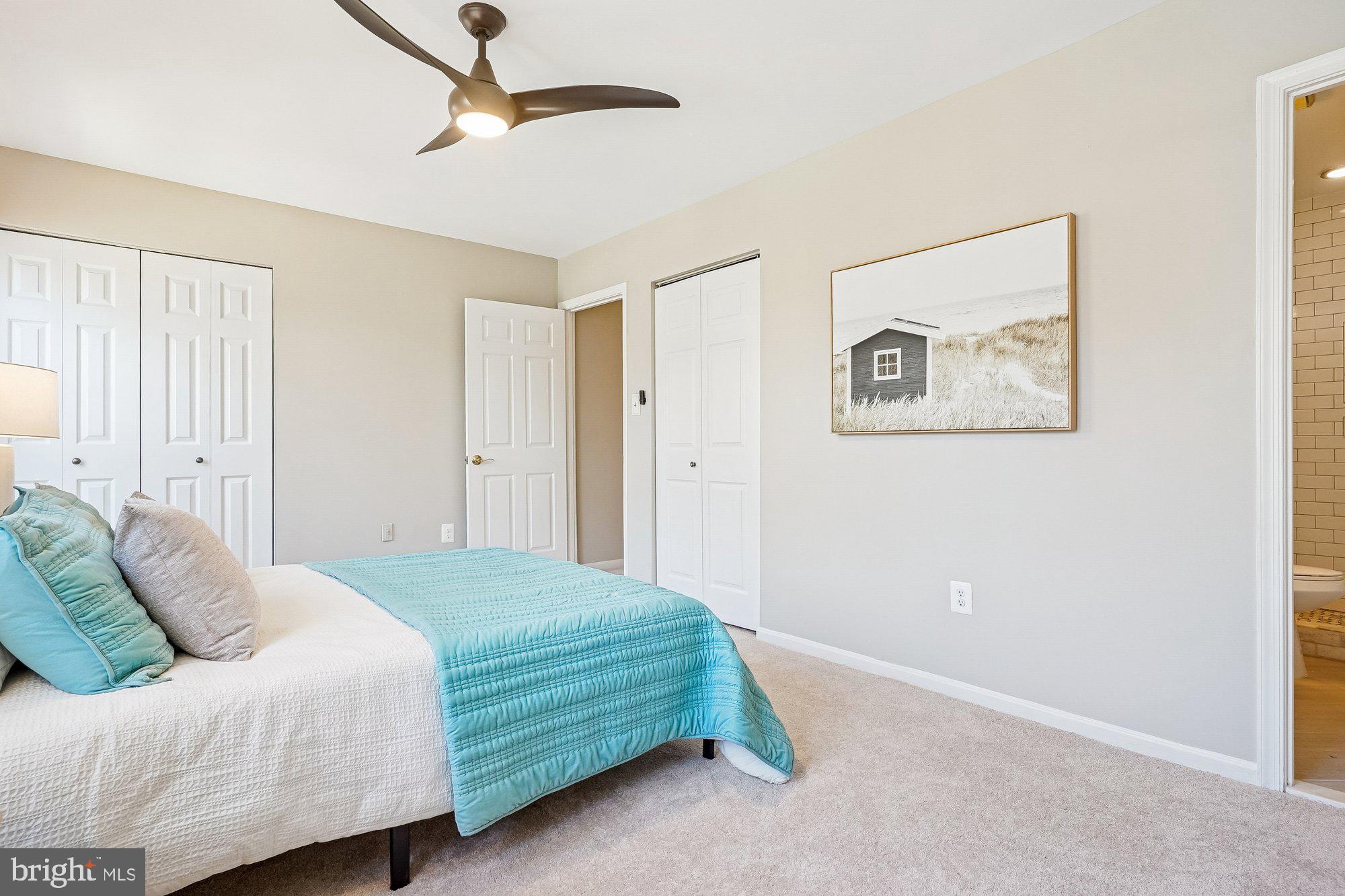 HILLSIDE COMMONS - Residential