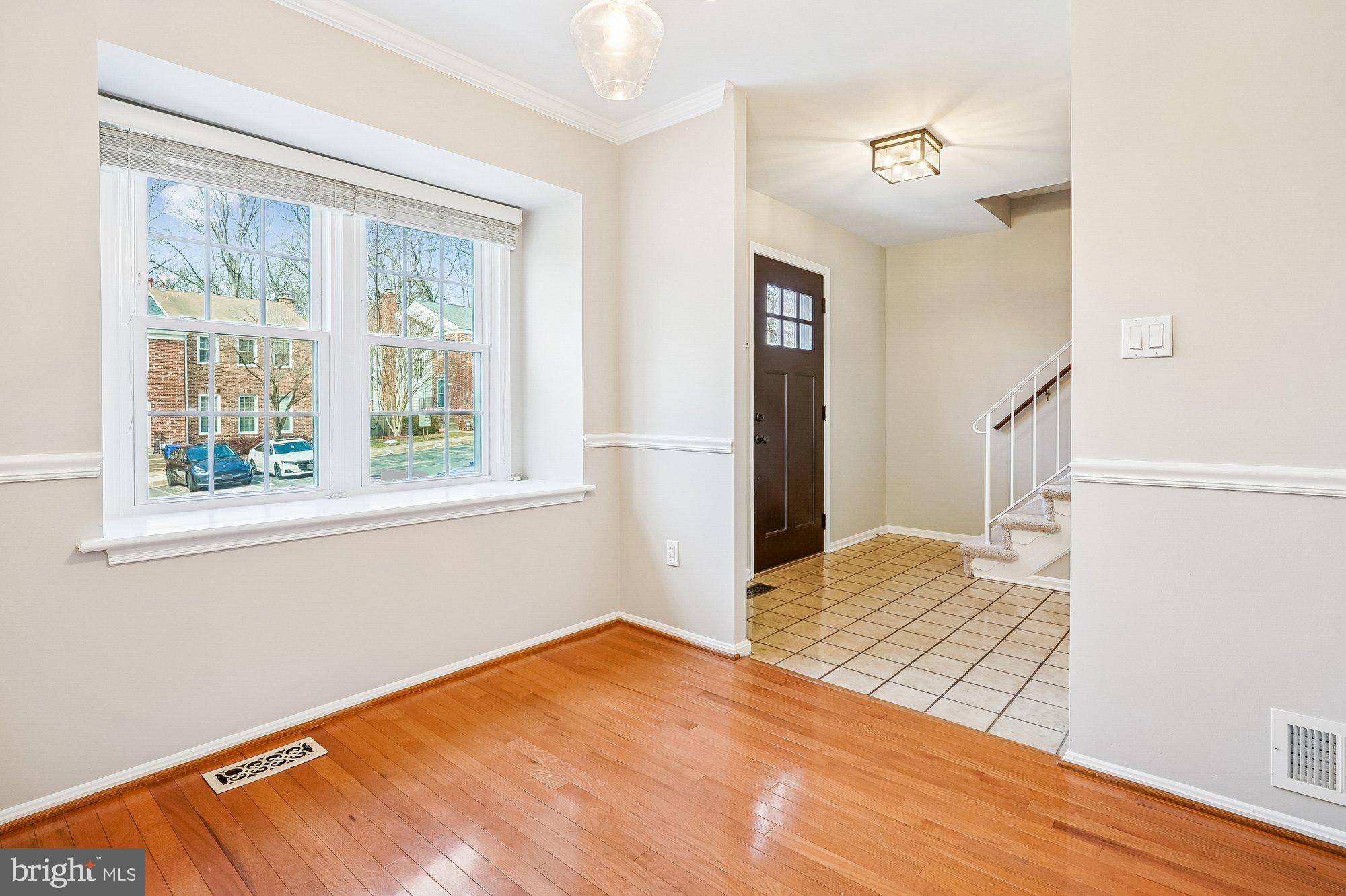 HILLSIDE COMMONS - Residential