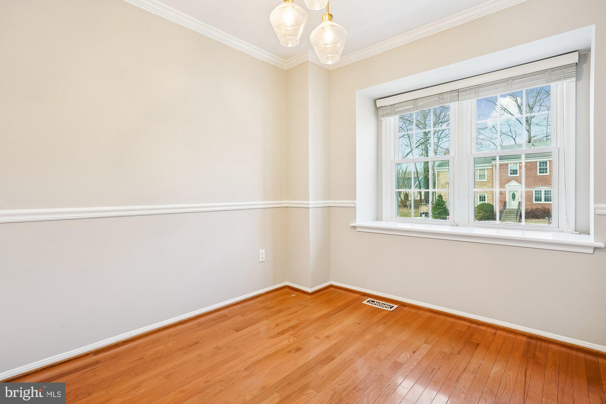 HILLSIDE COMMONS - Residential