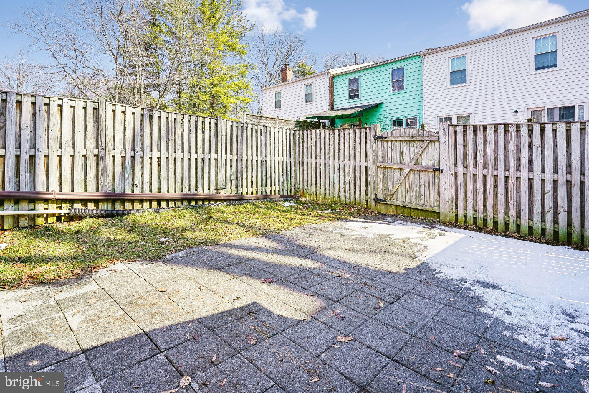 HILLSIDE COMMONS - Residential