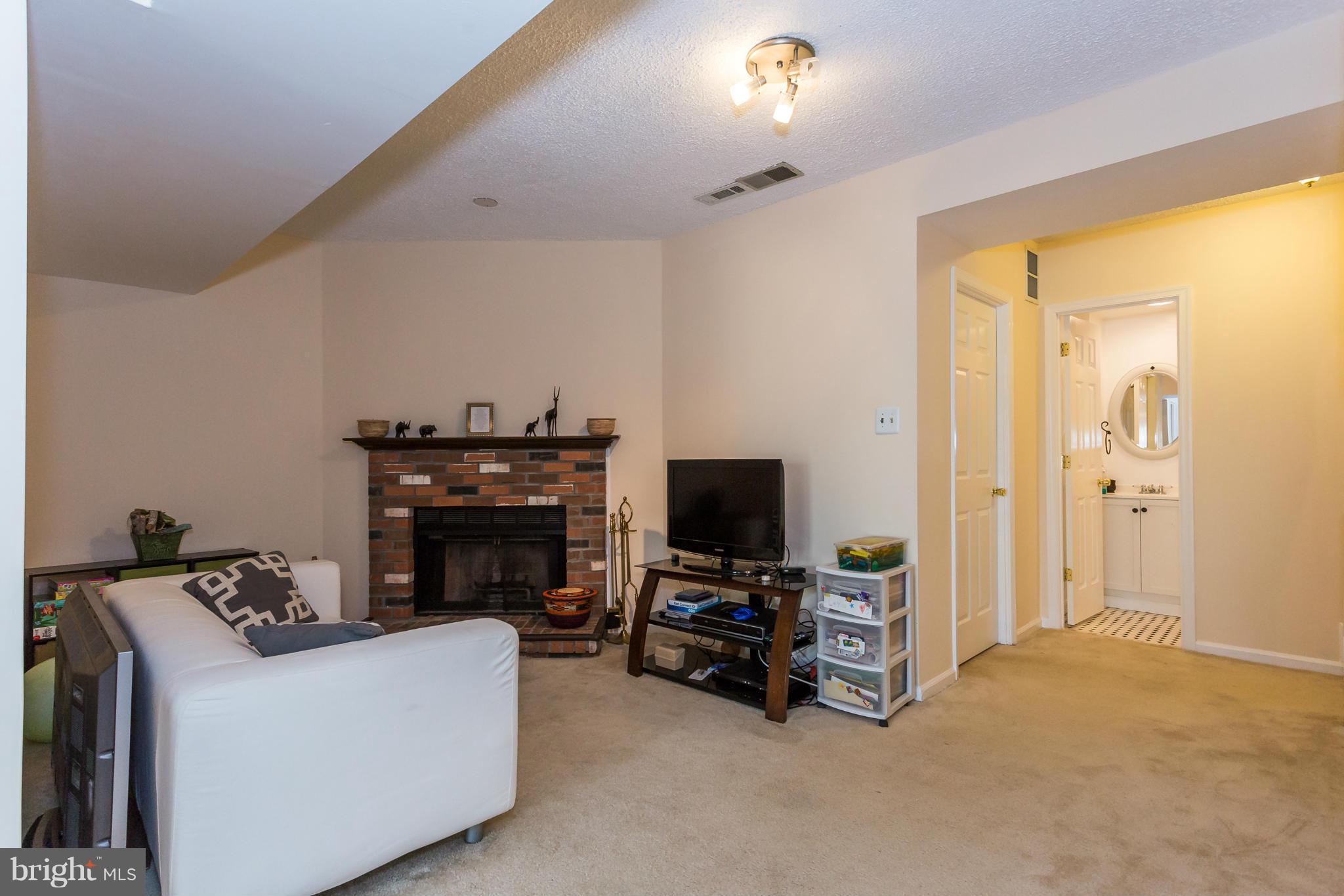 THE VILLAGE PARK - Residential