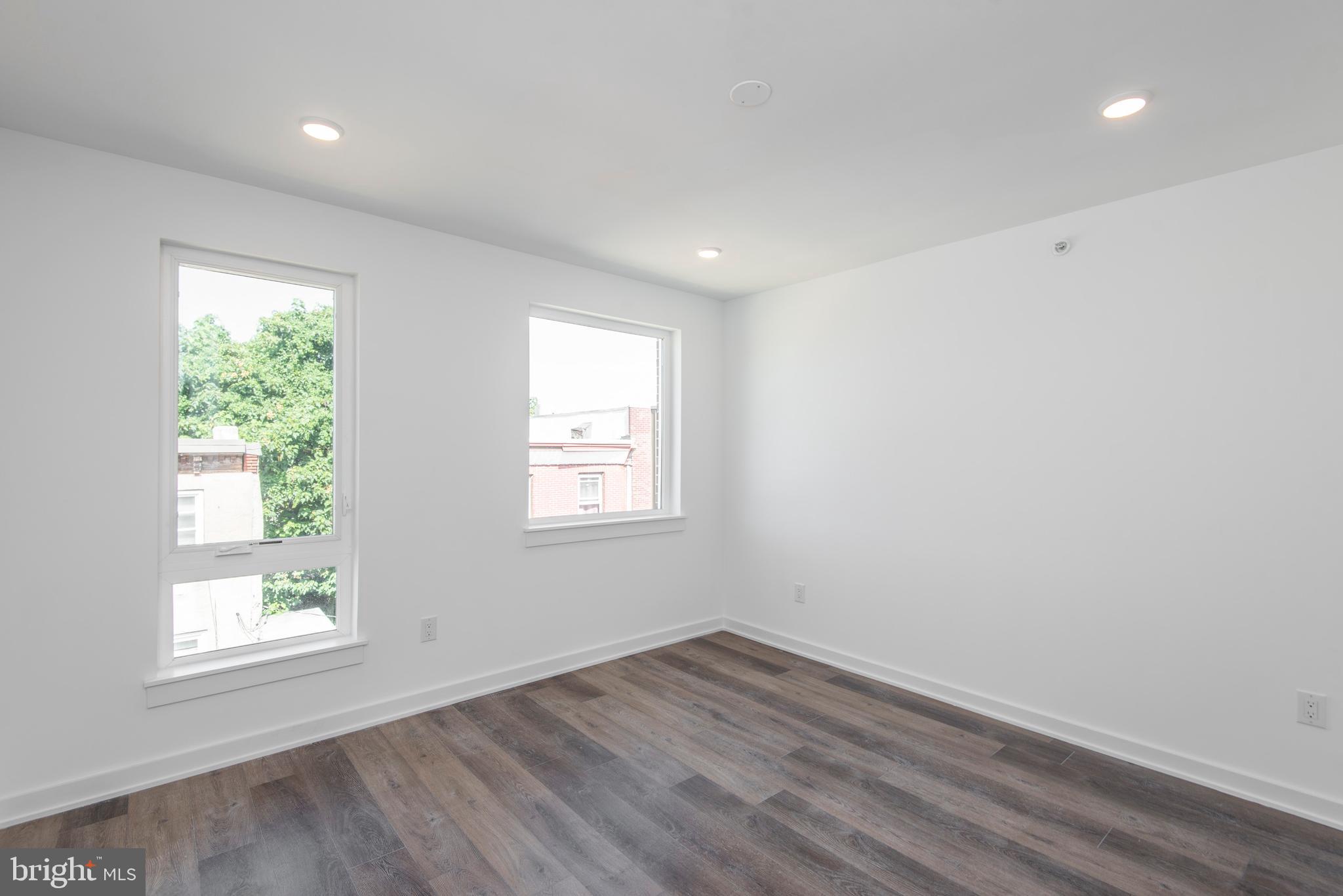 TEMPLE UNIVERSITY - Residential Lease