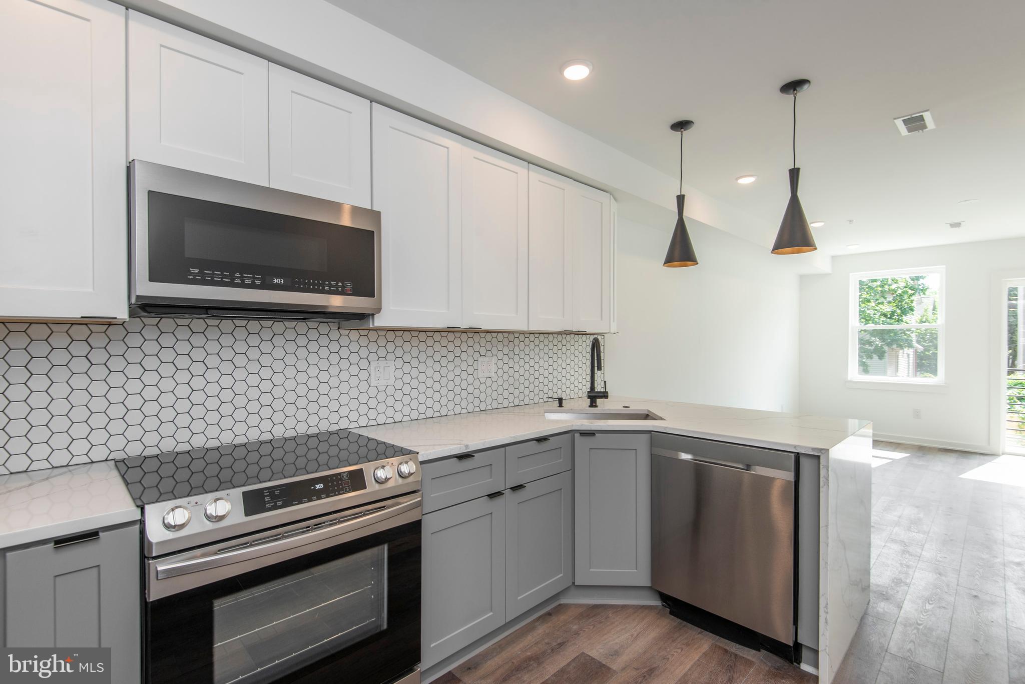 TEMPLE UNIVERSITY - Residential Lease