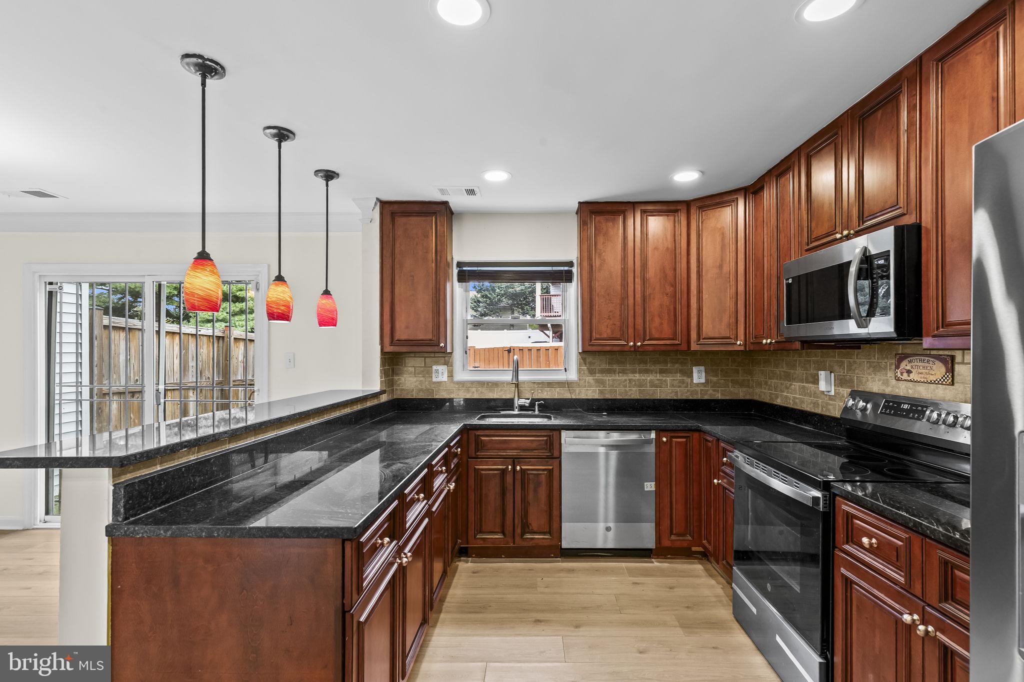 WILLOW HILLS- RESUB PARC - Residential