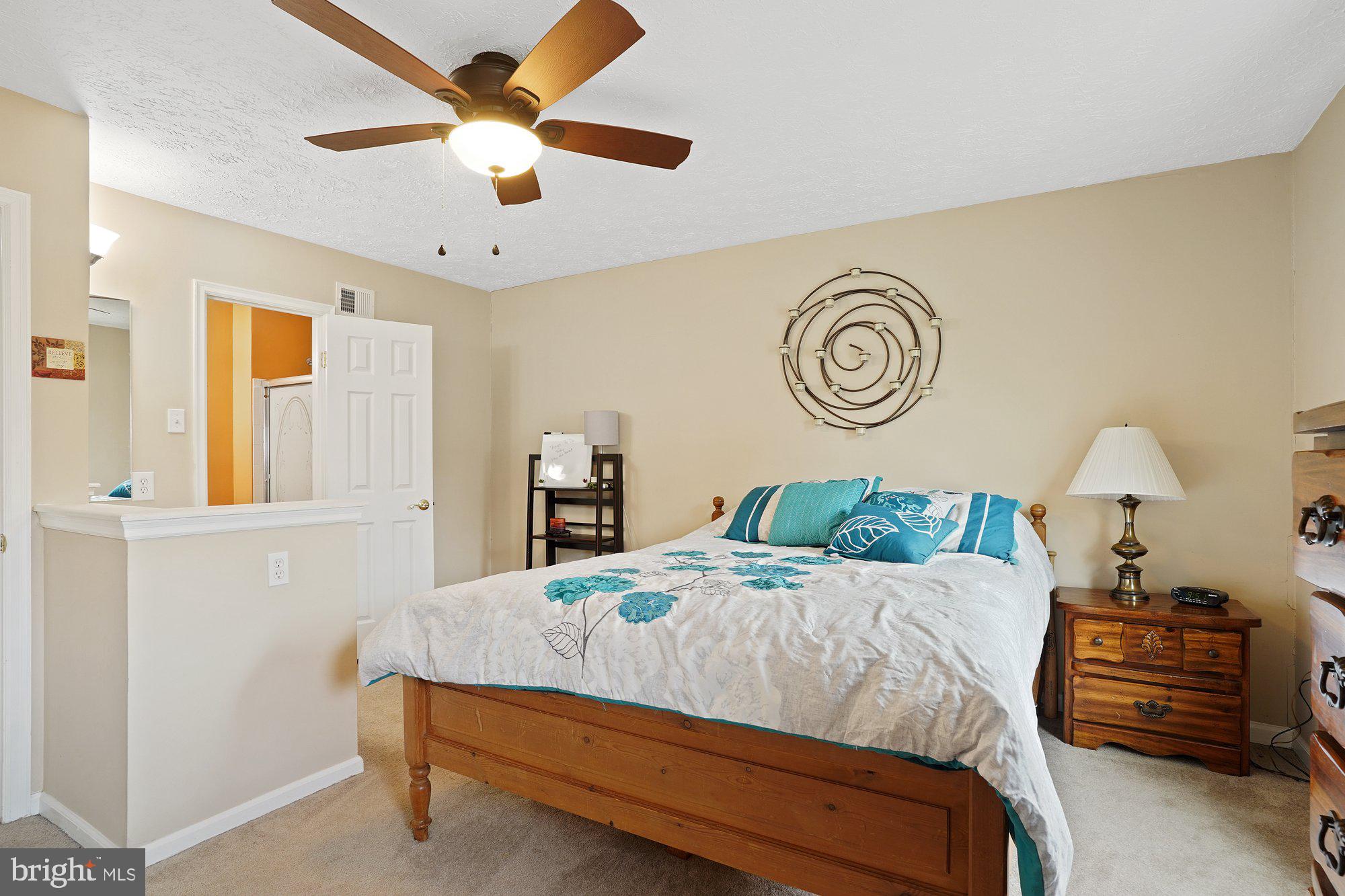 LAUREL WOODS - Residential