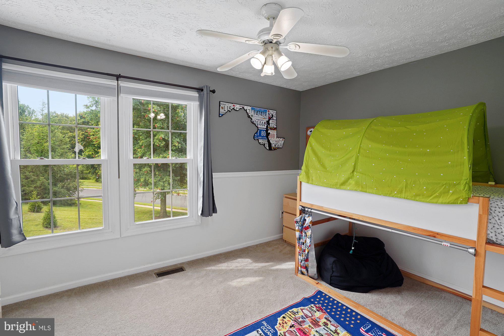 LAUREL WOODS - Residential