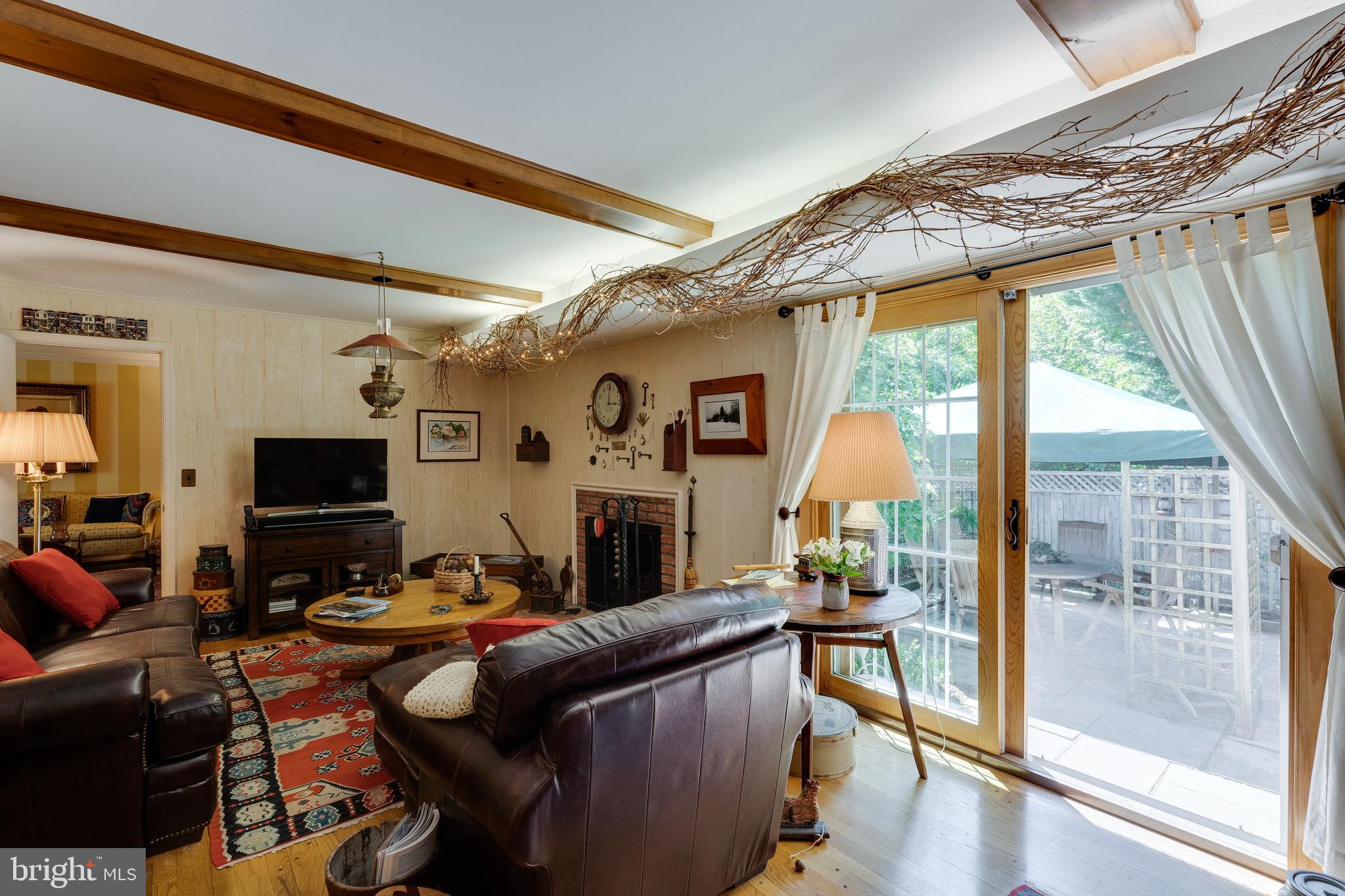 FOX HILLS - Residential