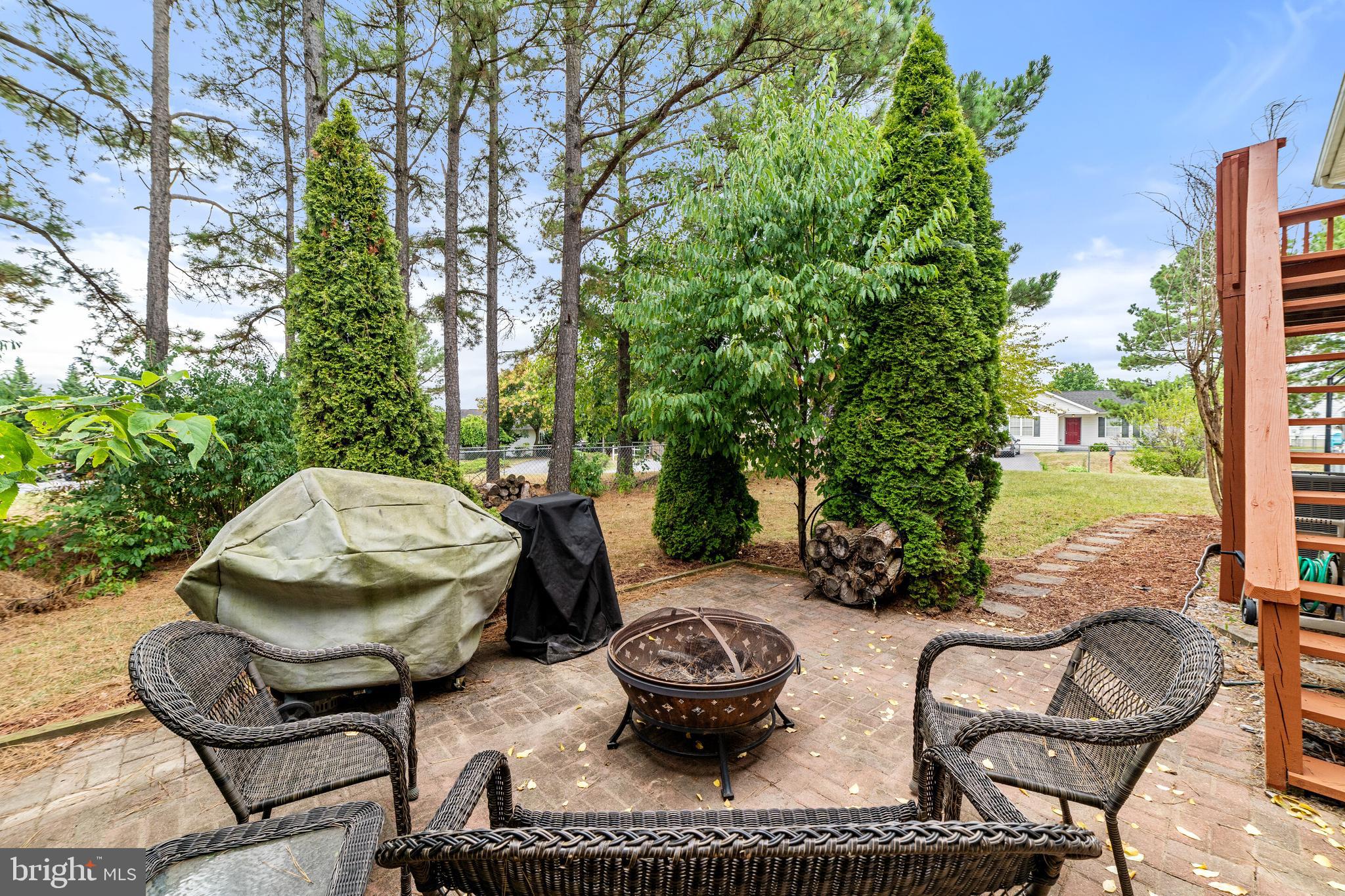 OPEQUON MEADOWS - Residential