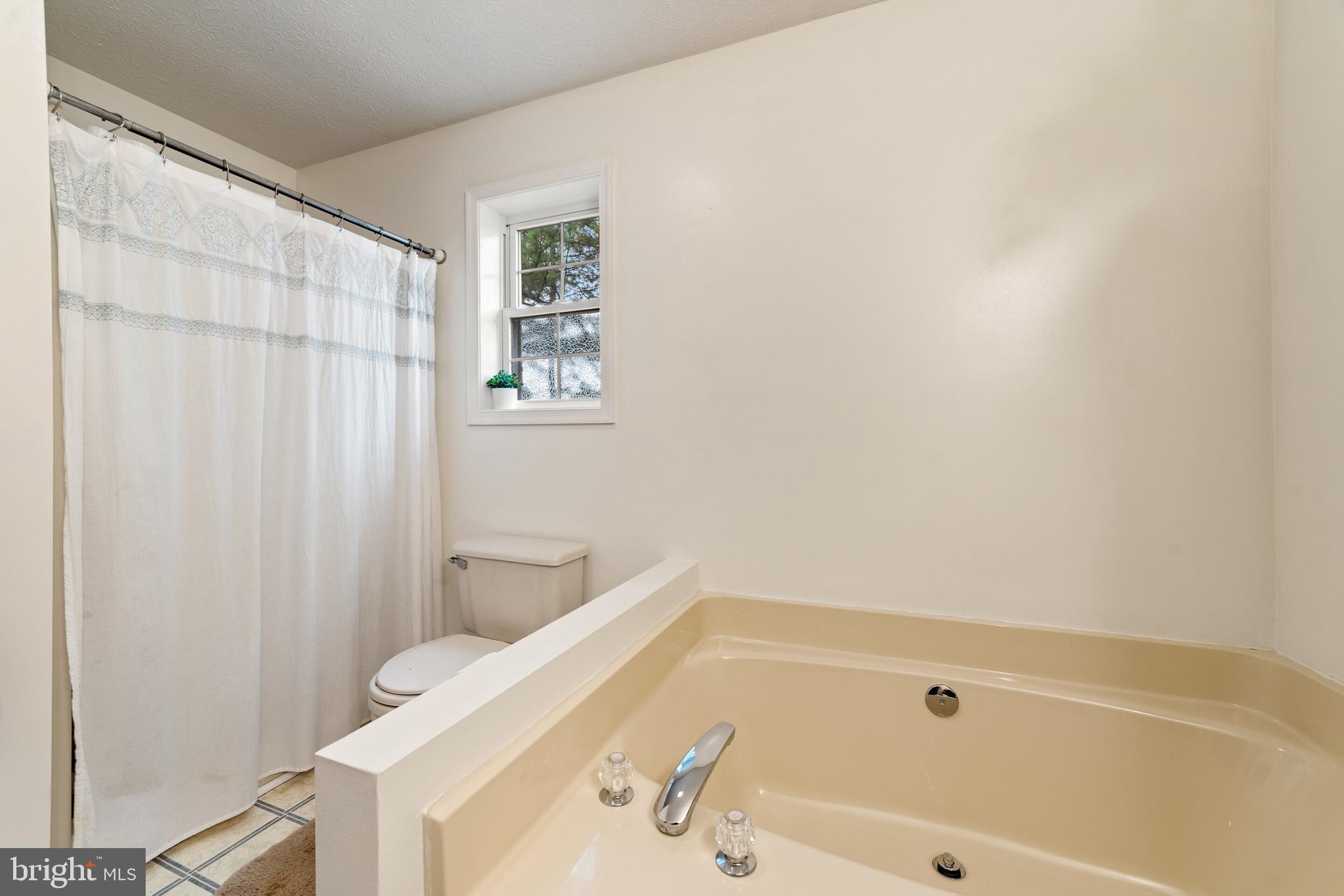 OPEQUON MEADOWS - Residential