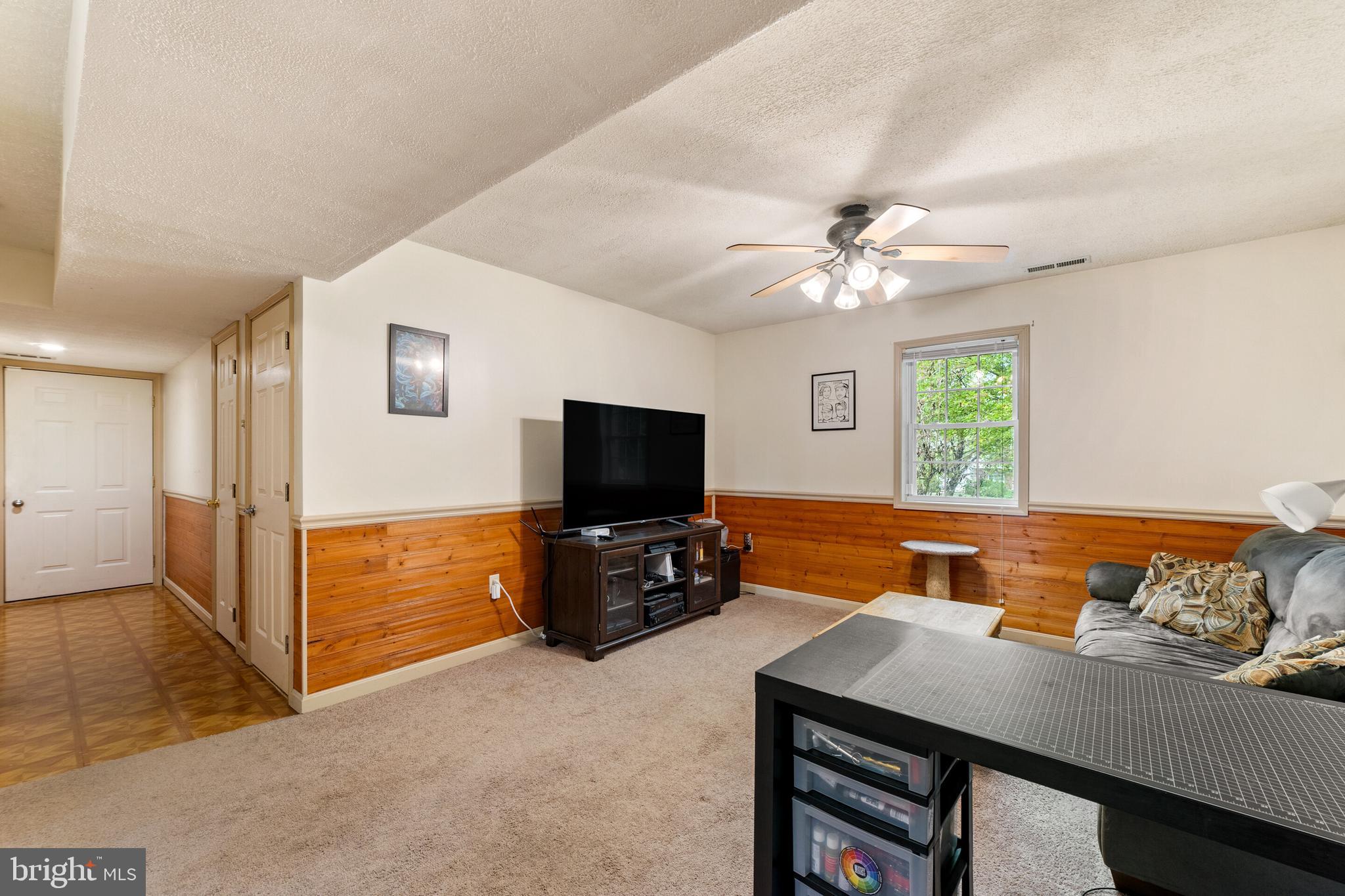 OPEQUON MEADOWS - Residential