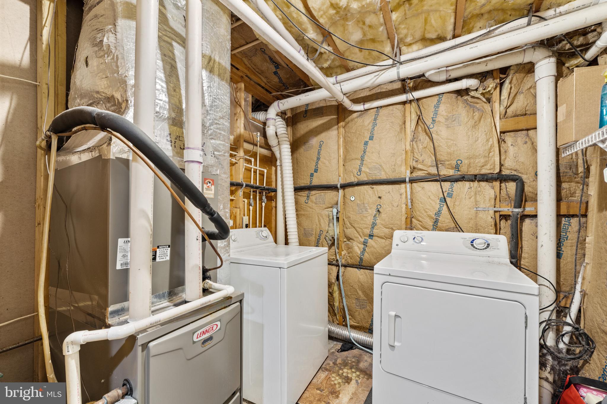 OPEQUON MEADOWS - Residential