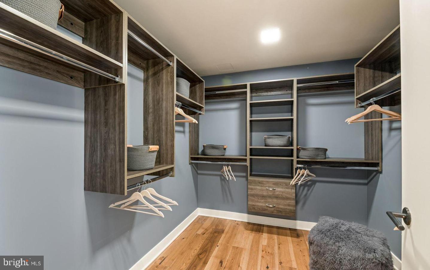 ROSSLYN - Residential