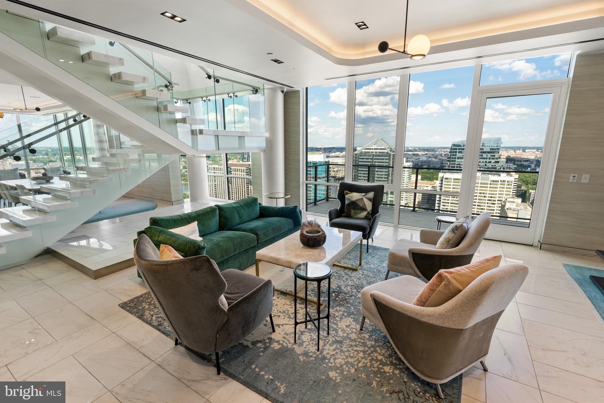 ROSSLYN - Residential