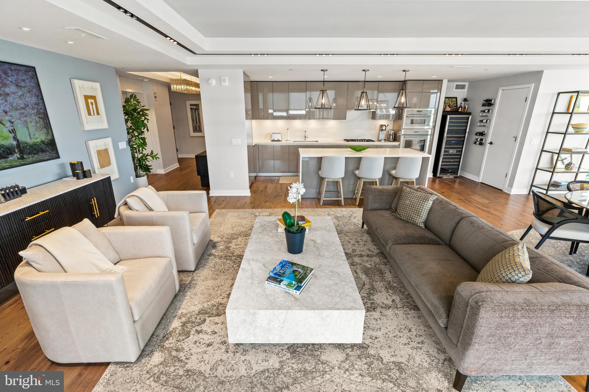 ROSSLYN - Residential