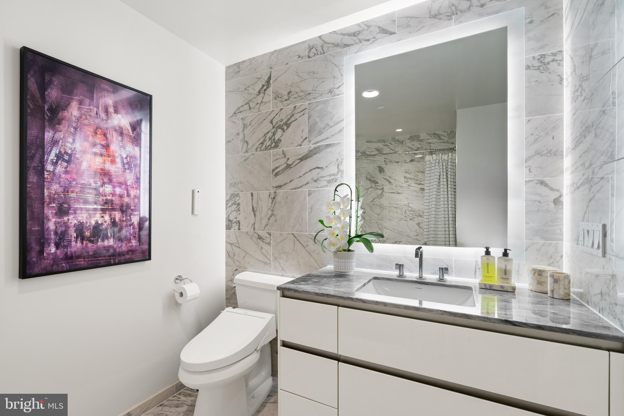 ROSSLYN - Residential