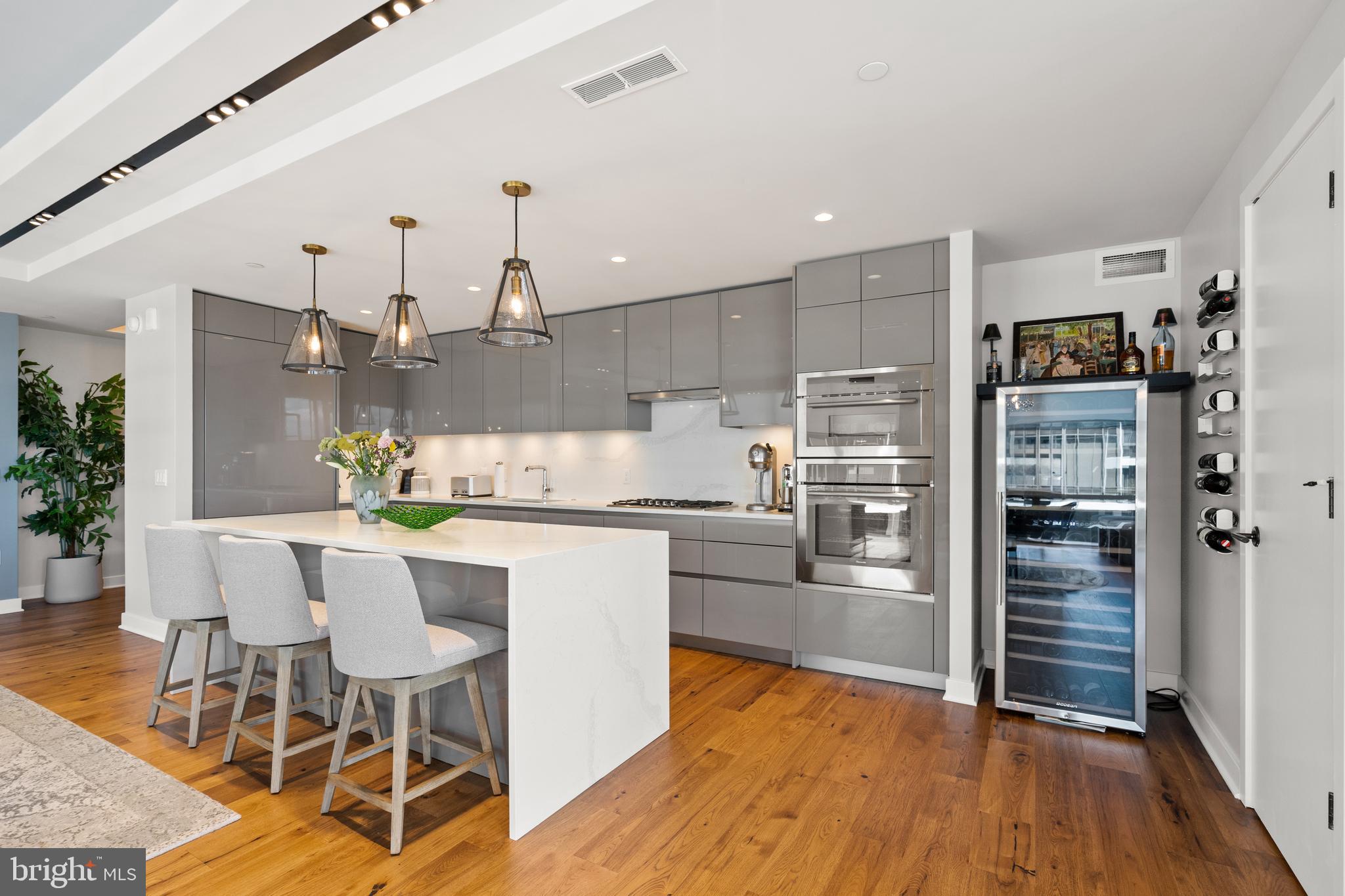 ROSSLYN - Residential