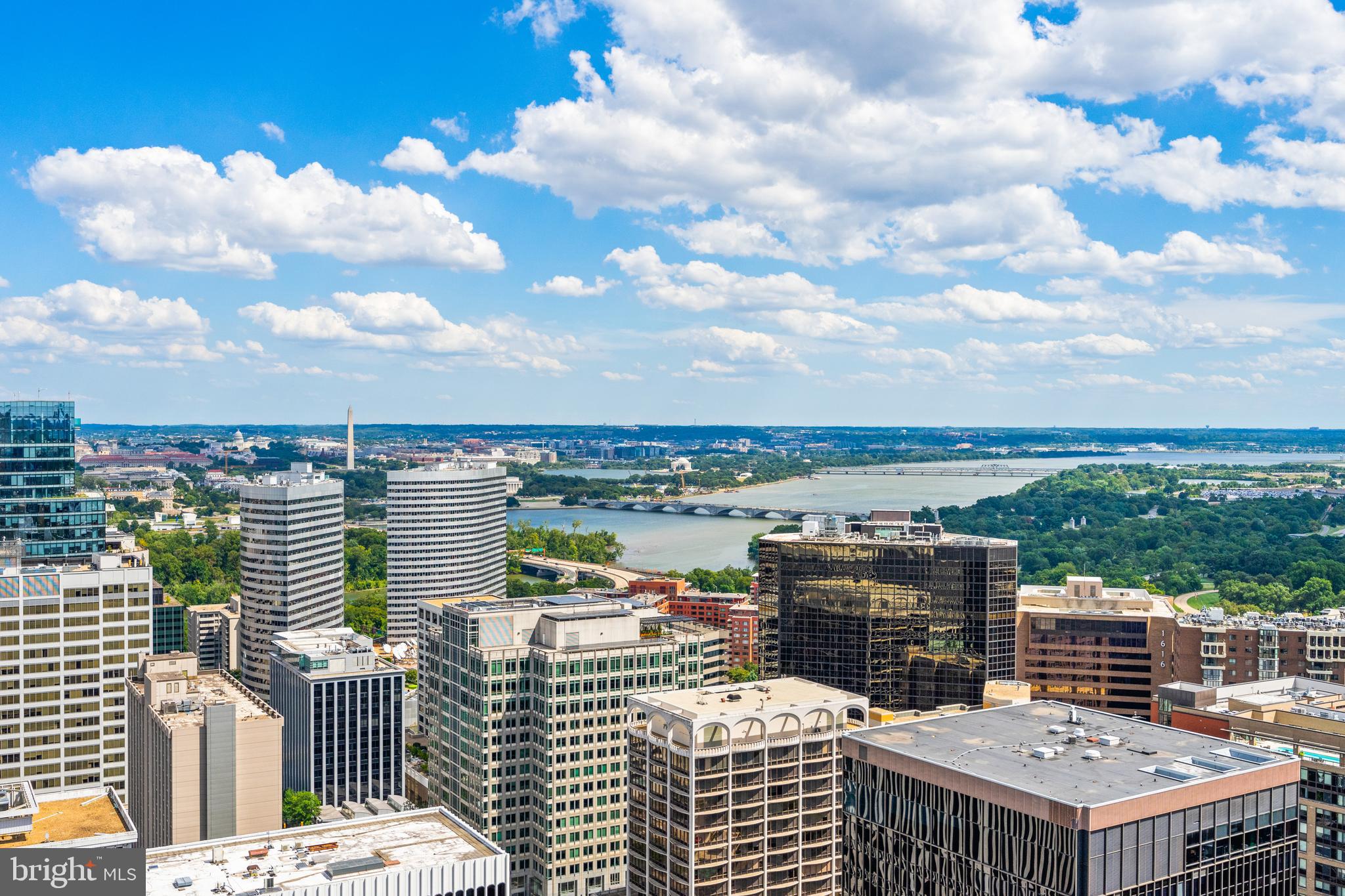 ROSSLYN - Residential